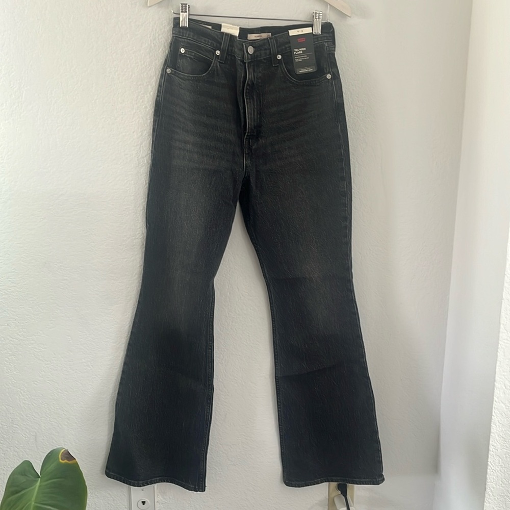 Levi’s 70s High Flare Jeans